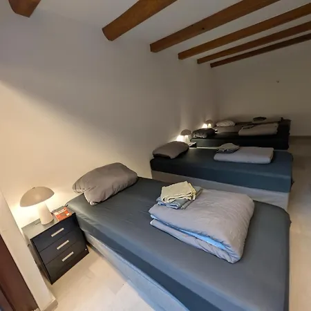 Johanna - 150 M2, 4 Schlafzimmer & Parkplatz Апартаменты *