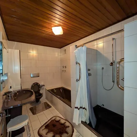 Johanna - 150 M2, 4 Schlafzimmer & Parkplatz Апартаменты