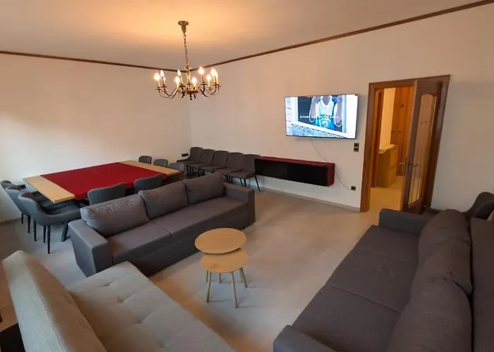 Johanna - 150 M2 - 13 Guests Apartmán *